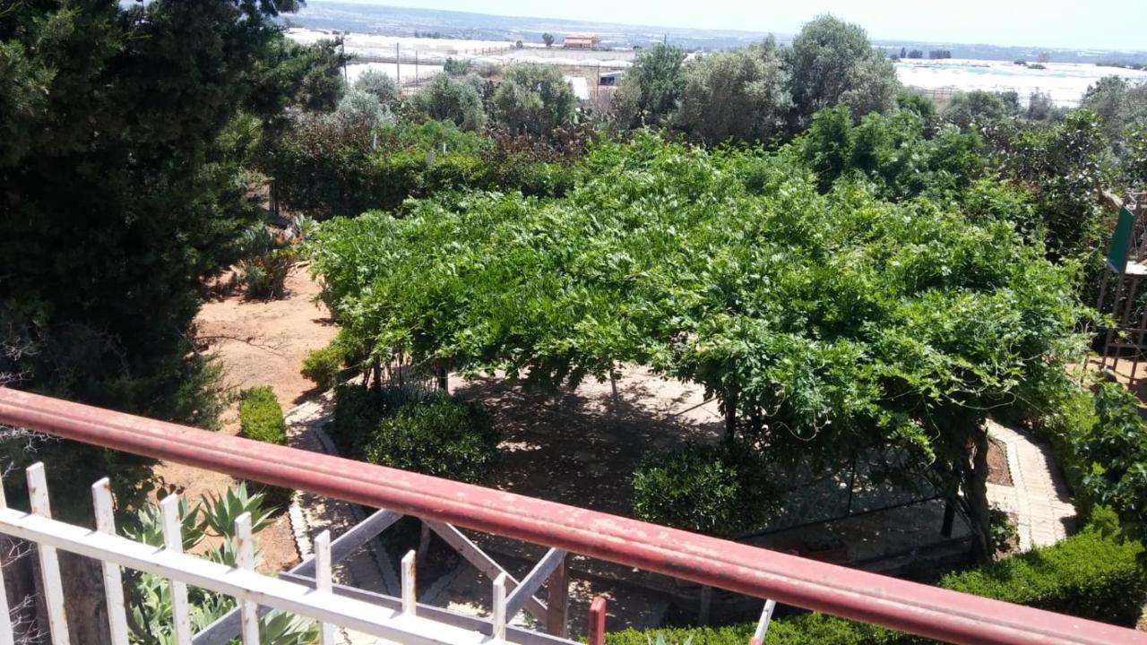 Bed and Breakfast Il Gazebo Scoglitti Exterior foto